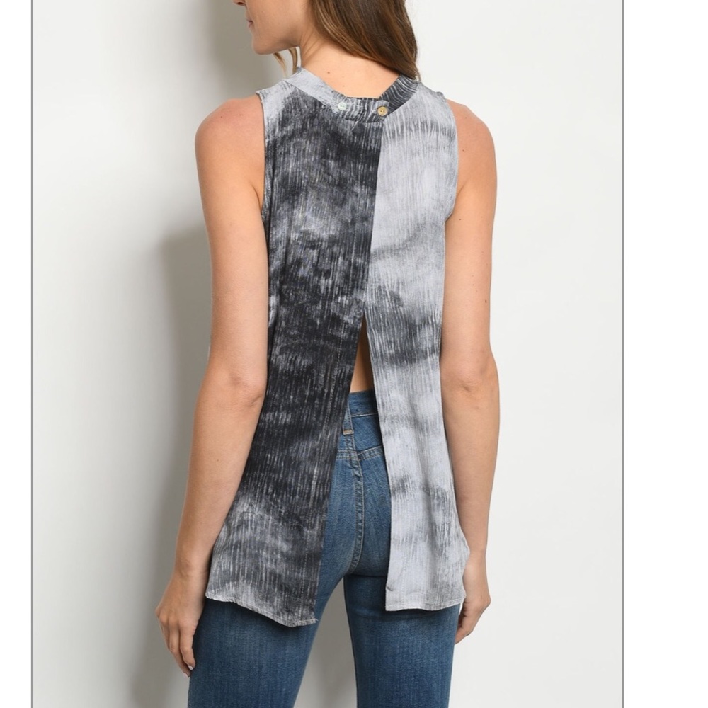 🦋🆕 Tie-Dye back Detail Tank - Picture 2 of 4